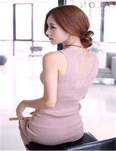 美女pk精子3